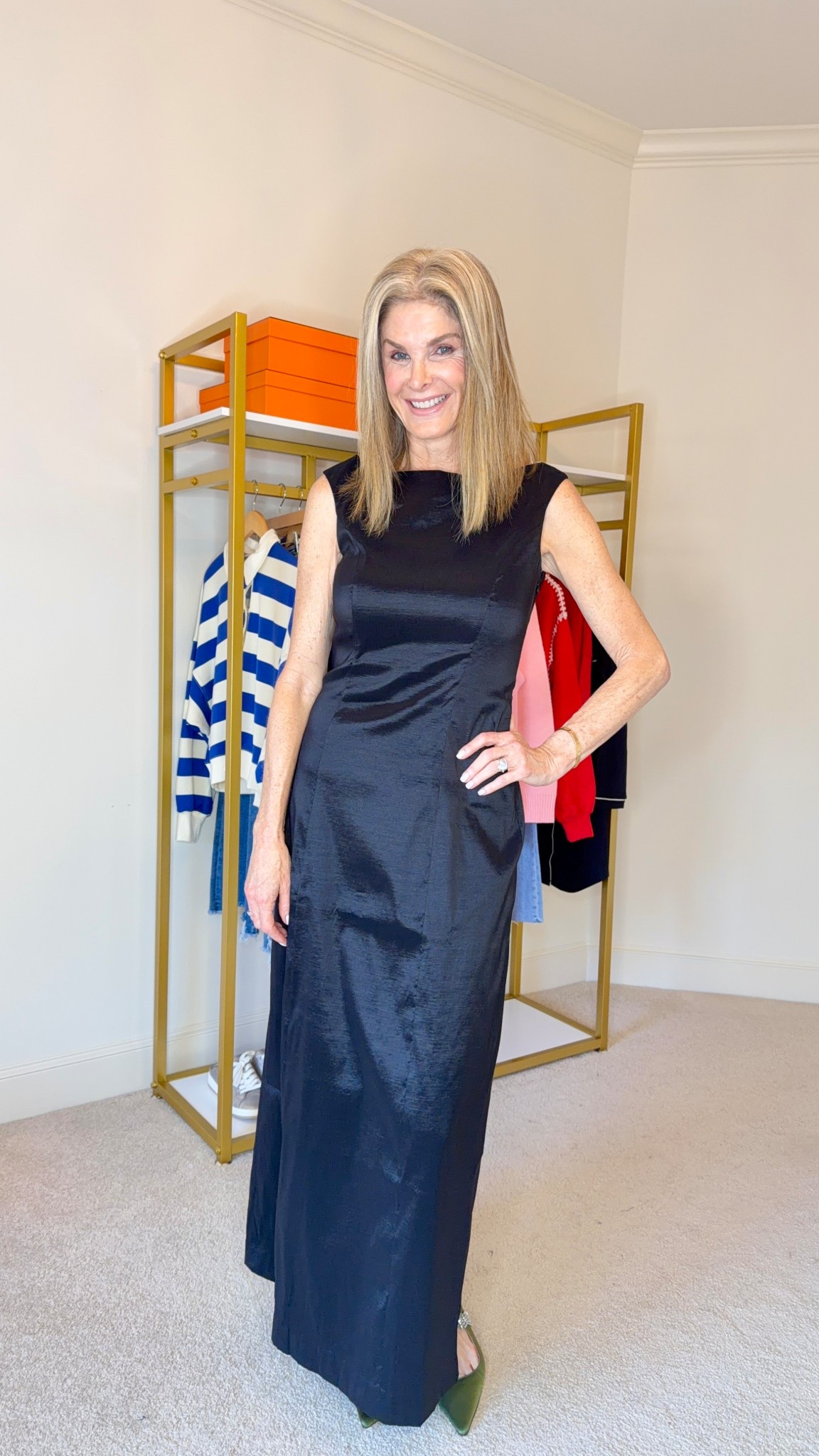 Gorgeous black dress for a winter wedding! Size S  

#LTKOver40 #LTKWedding #LTKSeasonal