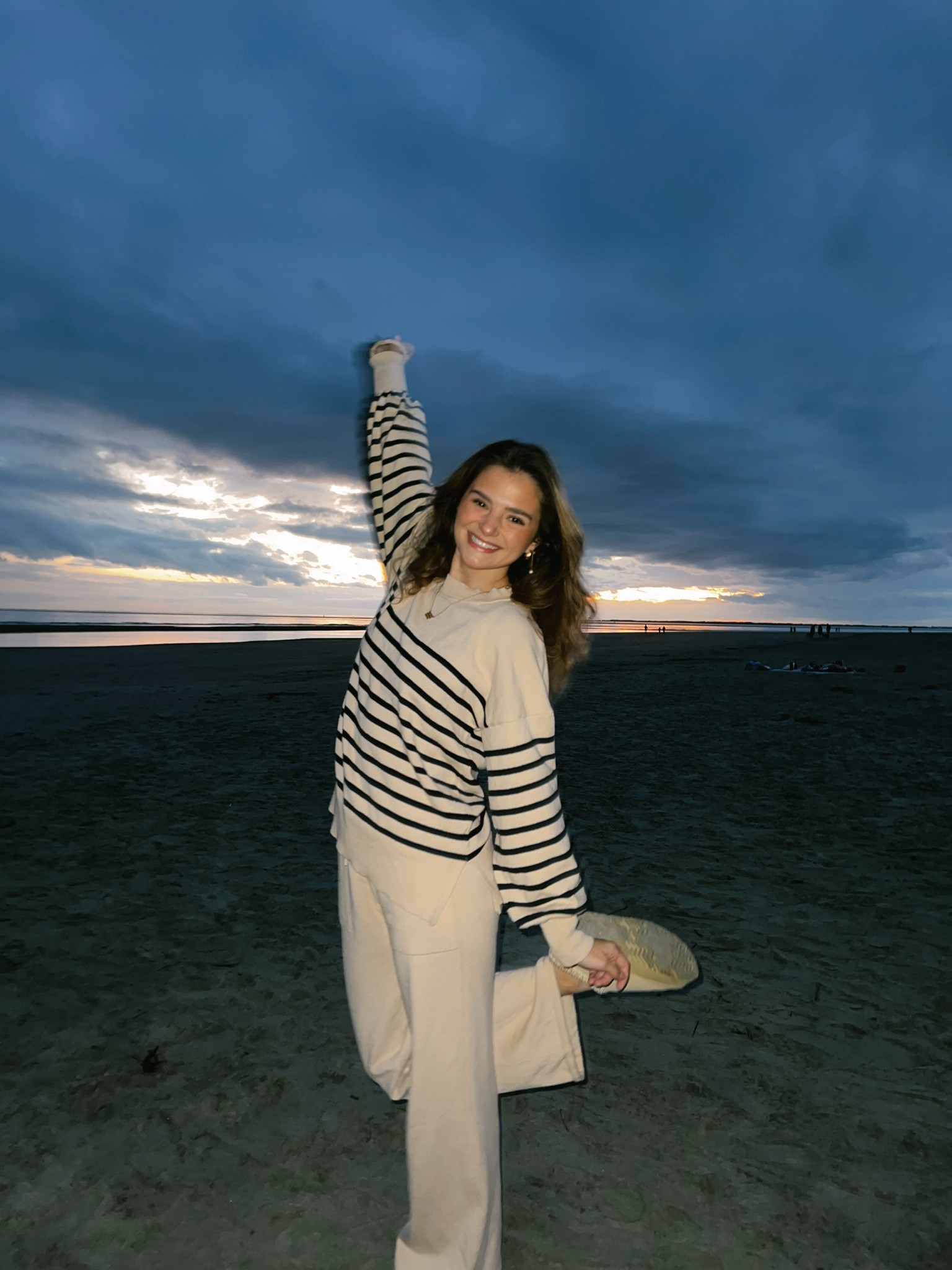 January beach pics 🫶🏼

#LTKGiftGuide #LTKstyletip #LTKSeasonal