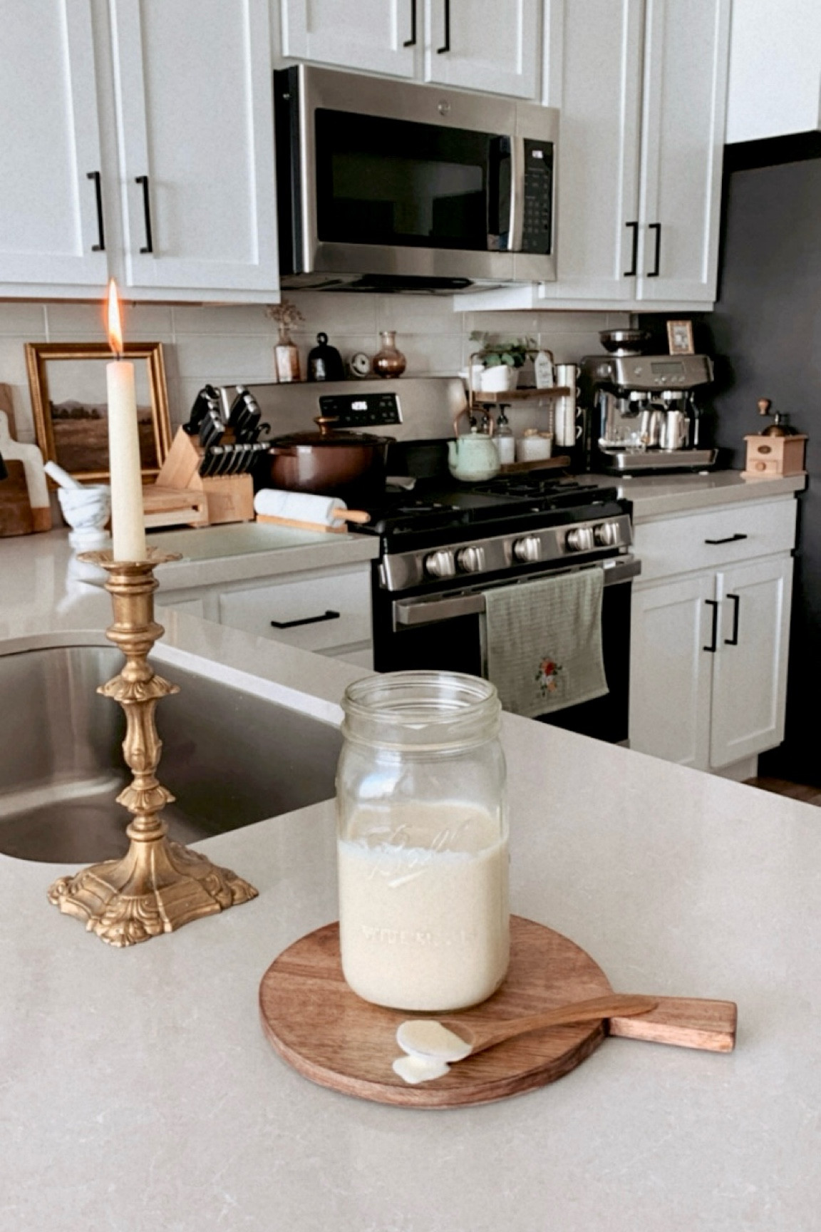 Homestead Homemade Mayonnaise 🏡🤍

IG: @ModelKrystalA



#LTKstyletip #LTKhome #LTKfamily