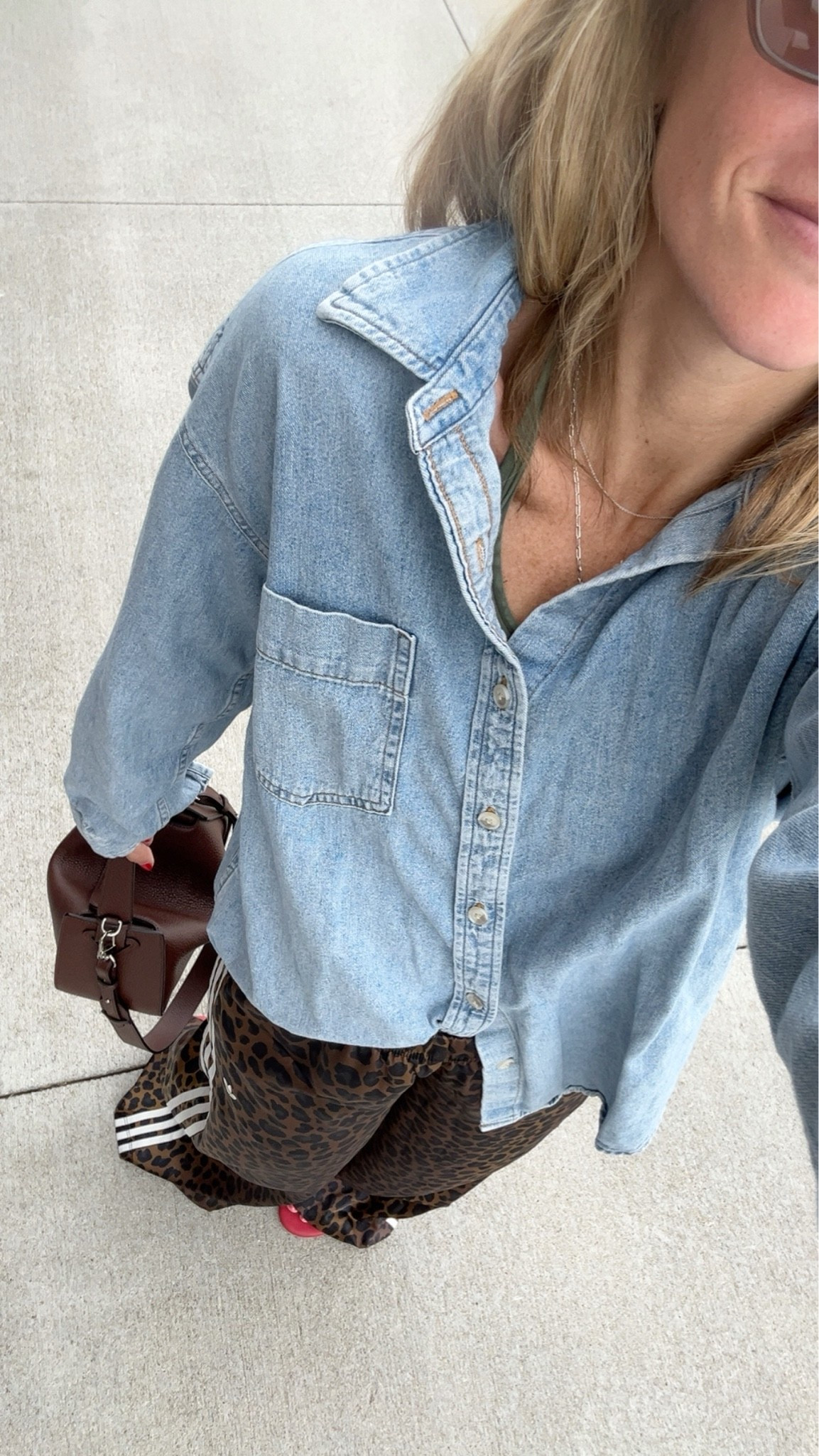 Thursday mom outfit - these @adidas satin pants are everrrrrrything

Denim top - small
Pants - medium (sized up for extra loose fit & because small was sold out😅)
Sandals - TTS

#LTKootd #LTKmomlife #LTKdayinmylife