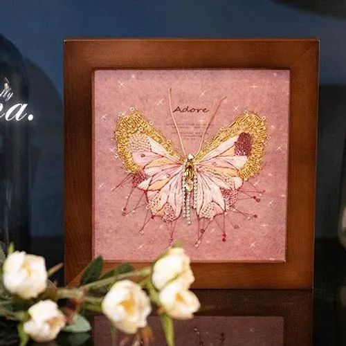 Embroidery Kingdom - Butterfly Frame Ornament DIY Embroidery Kit (various designs) | YesStyle Global