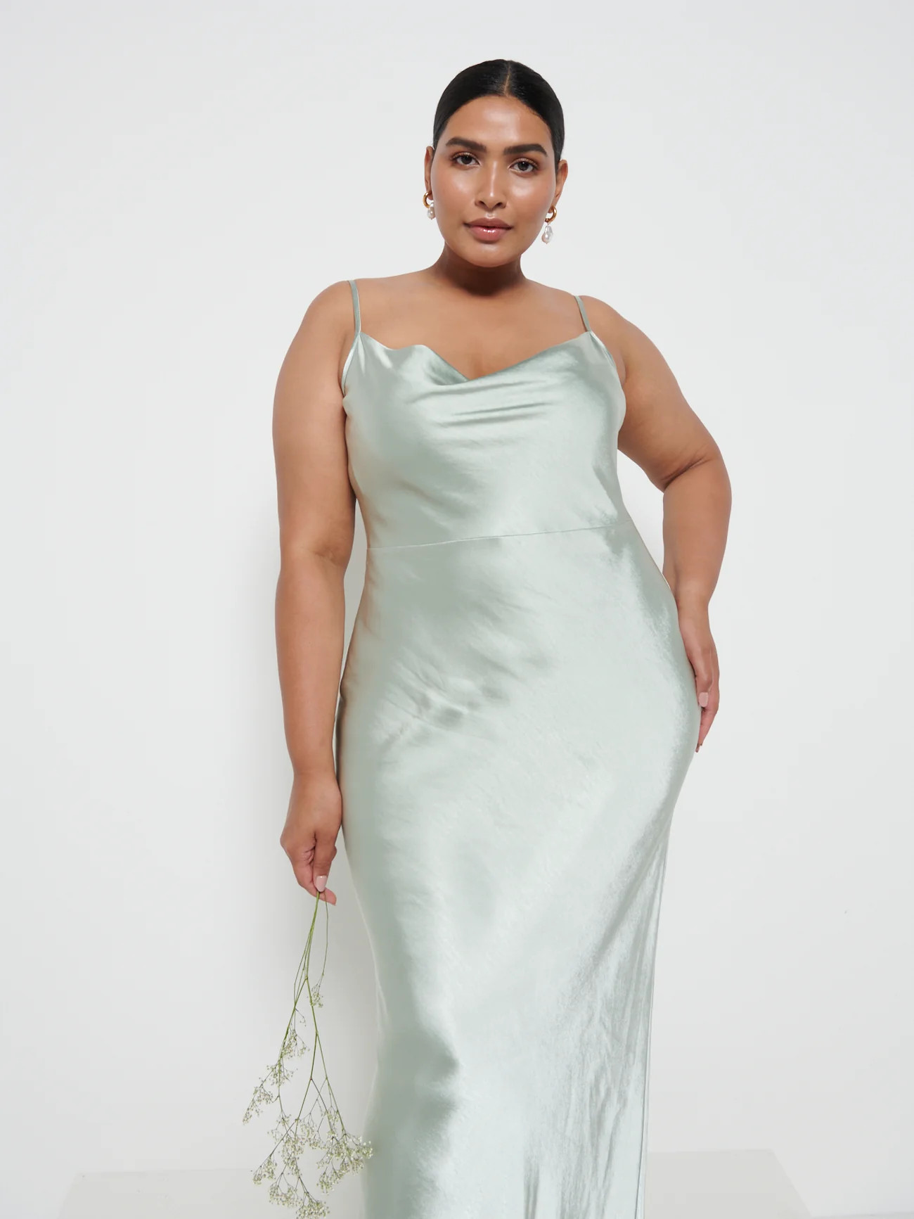 Keisha Maxi Bridesmaid Dress Curve | Pretty Lavish (UK)