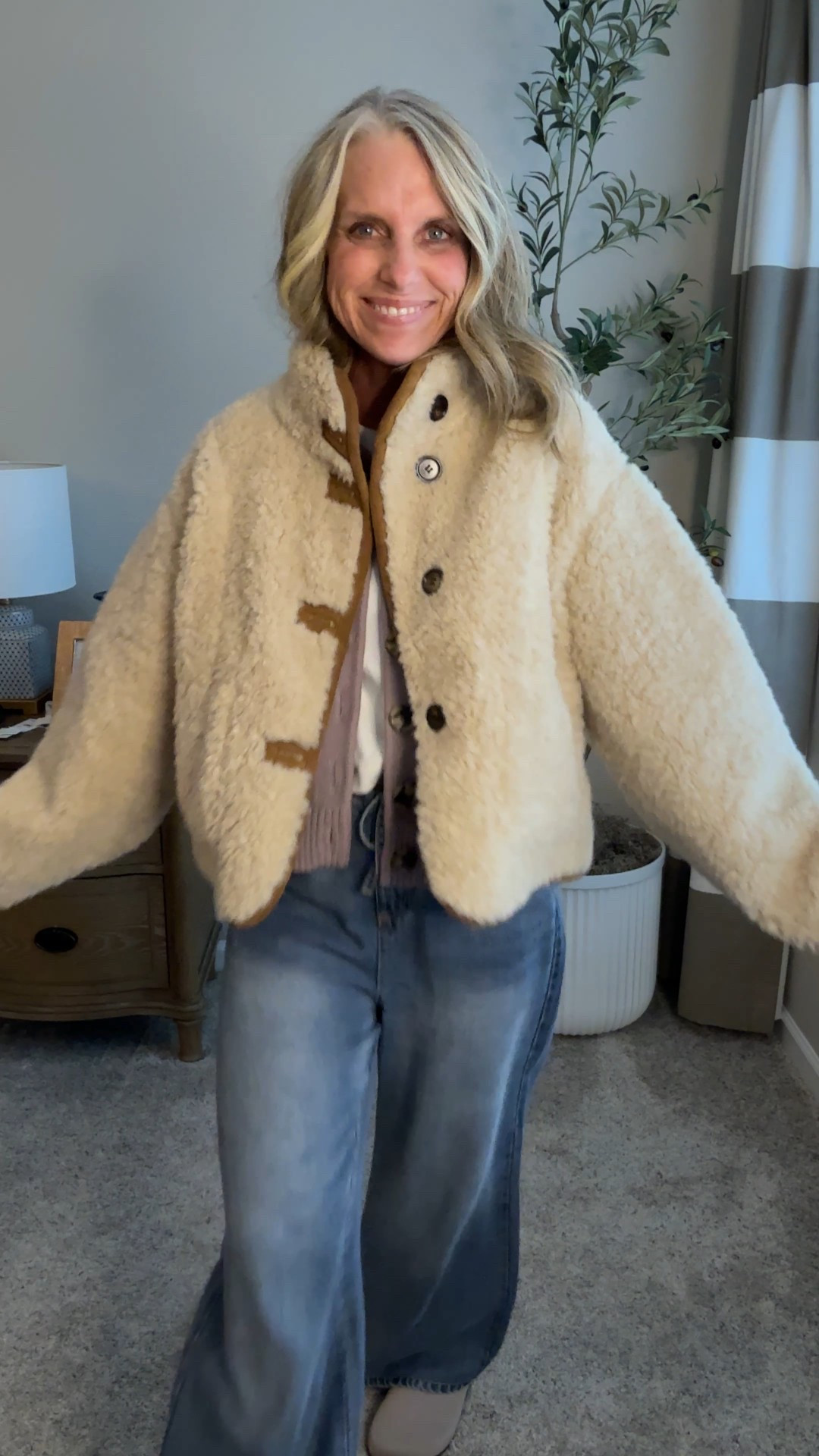 The cutest coat you ever did see under $60 and it’s like two for the price of one. 

#LTKootd #LTKOver40 #LTKFindsUnder100