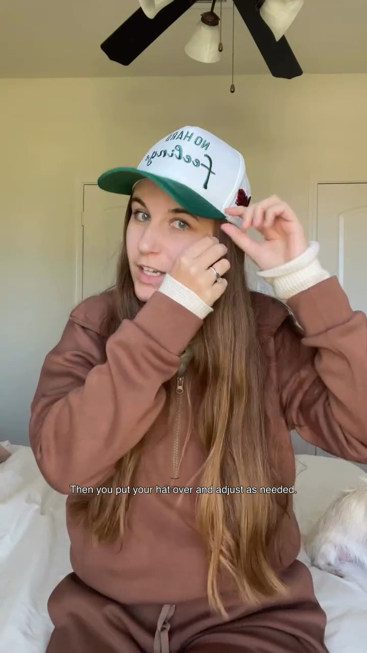 TRUCKER HAT HACK: if you’re a girlie that feels like the trucker style isn’t for her, try this hack out!! Grab a headband, use it to go over your ears, then adjust as necessary. One of my favorite fashion tips! 👏