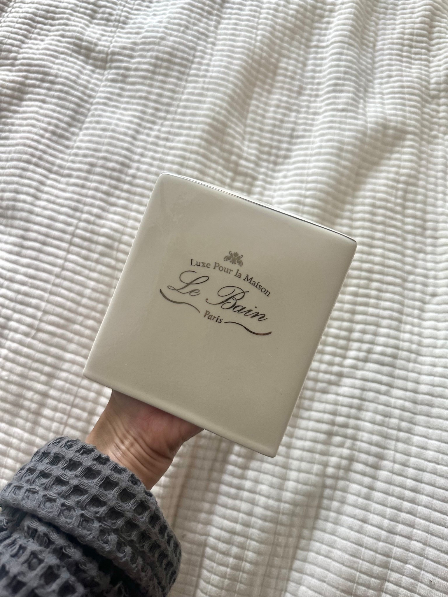 Very into my tissue box cover for our powder room project. Kim’s of feels like I nicked it from a high end hotel in Paris and I love it (under $20)

Home decor | bathroom decor | power room decor 

#LTKstorytime #LTKgrwm #LTKHome