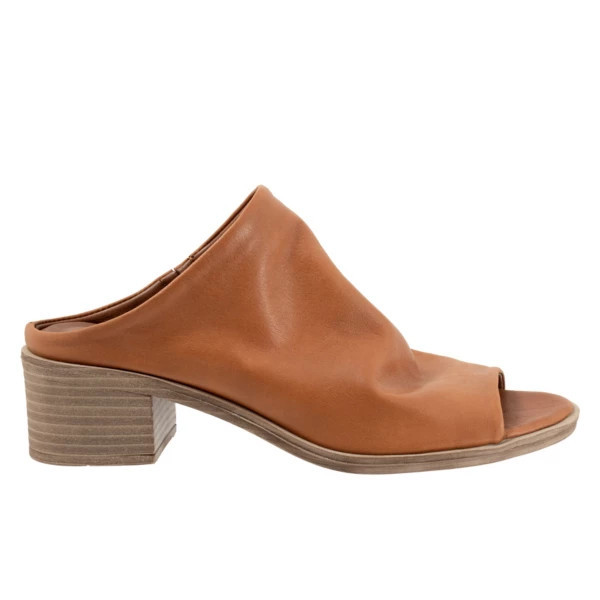 Women's Bueno Ocean Block Heels 36 Dark Tan | Scheels