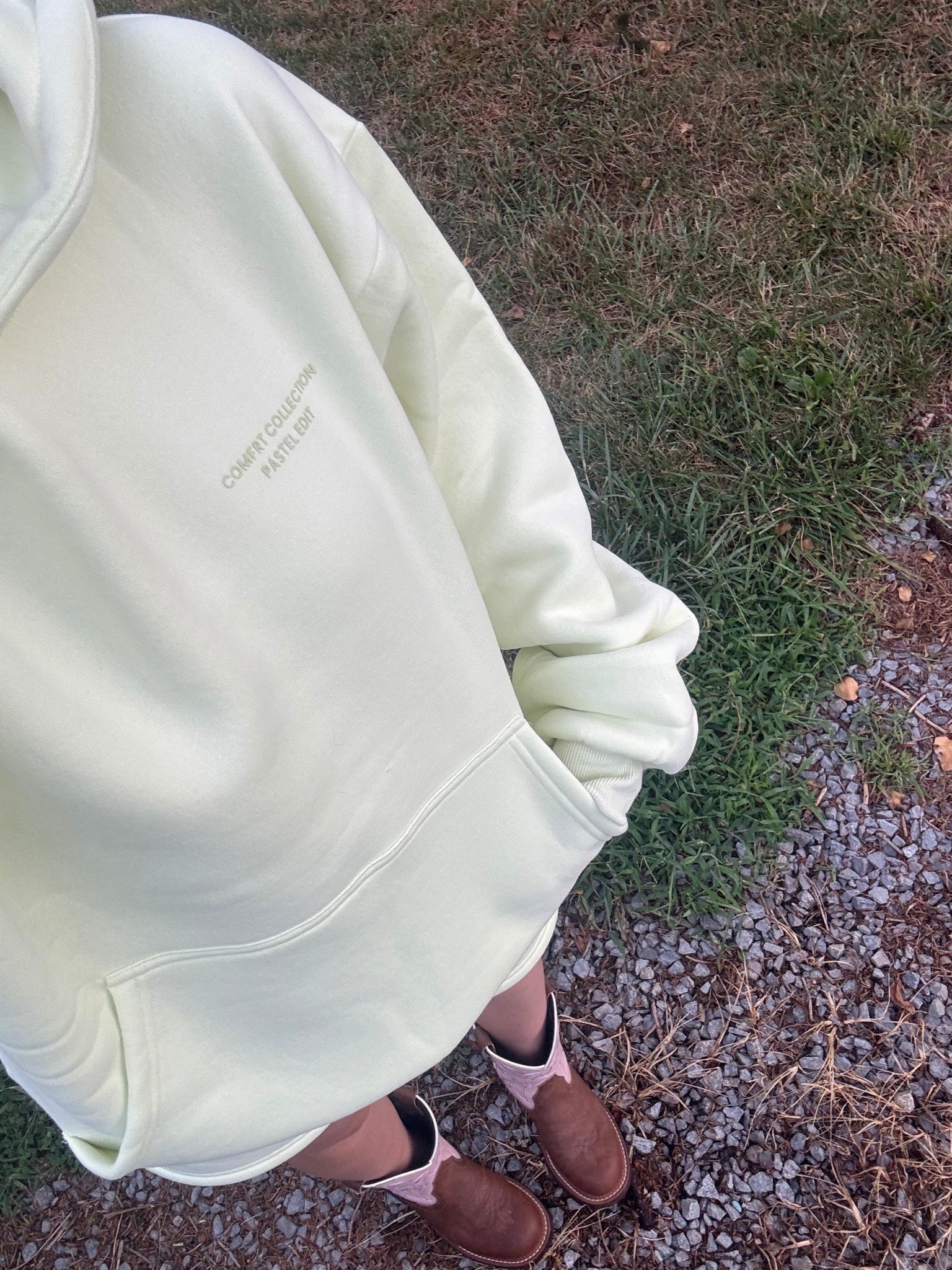 Farm ootd 😂 sooooo stylish

#LTKNYFW #LTKStyleTip #LTKSeasonal