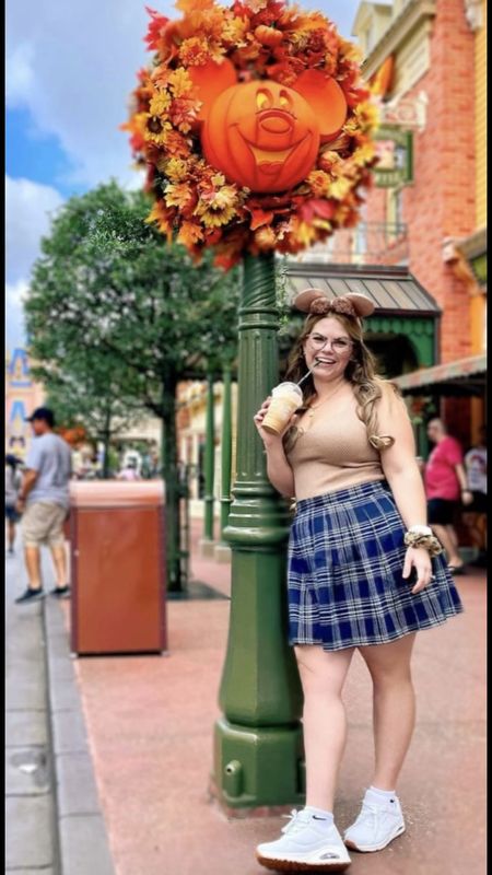Magic Kingdom on Halloween hits different 🎃🔥🎃🔥 Disney World outfits for the family! Thanksgiving outfits for Disney World, winter outfits for Disney World, pleated skirt, Disney outfits, Disney, bounding outfits


#LTKtravel #LTKHoliday #LTKmidsize