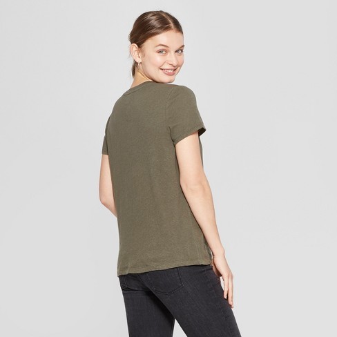 Women's Short Sleeve Crew Neck Meriwether Pocket T-Shirt - Universal Thread™ | Target