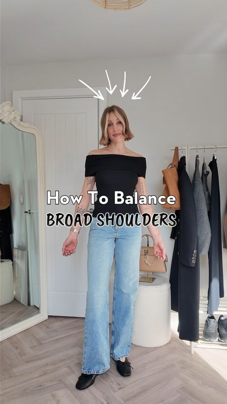 PERSONAL STYLE TIP ✨ how to balance broad shoulders (great for strawberry/inverted triangle body shapes) p.s. you can be more than one! I am mix of Strawberry and Hourglass figure. #personalstyle #styletips black wide leg trousers / workwear / all black outfit 

#LTKeurope #LTKworkwear #LTKstyletip