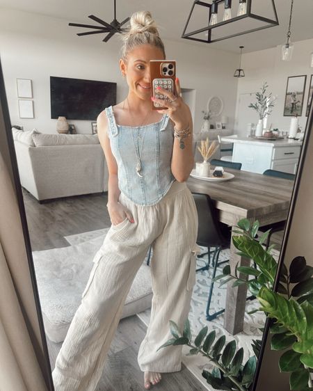 A little cargo pants outfit inspo! 
These pants are 30% off right now site wide at aerie! 
Would be the cutest pants to wear to the beach!

#LTKsalealert #LTKfindsunder100 #LTKU