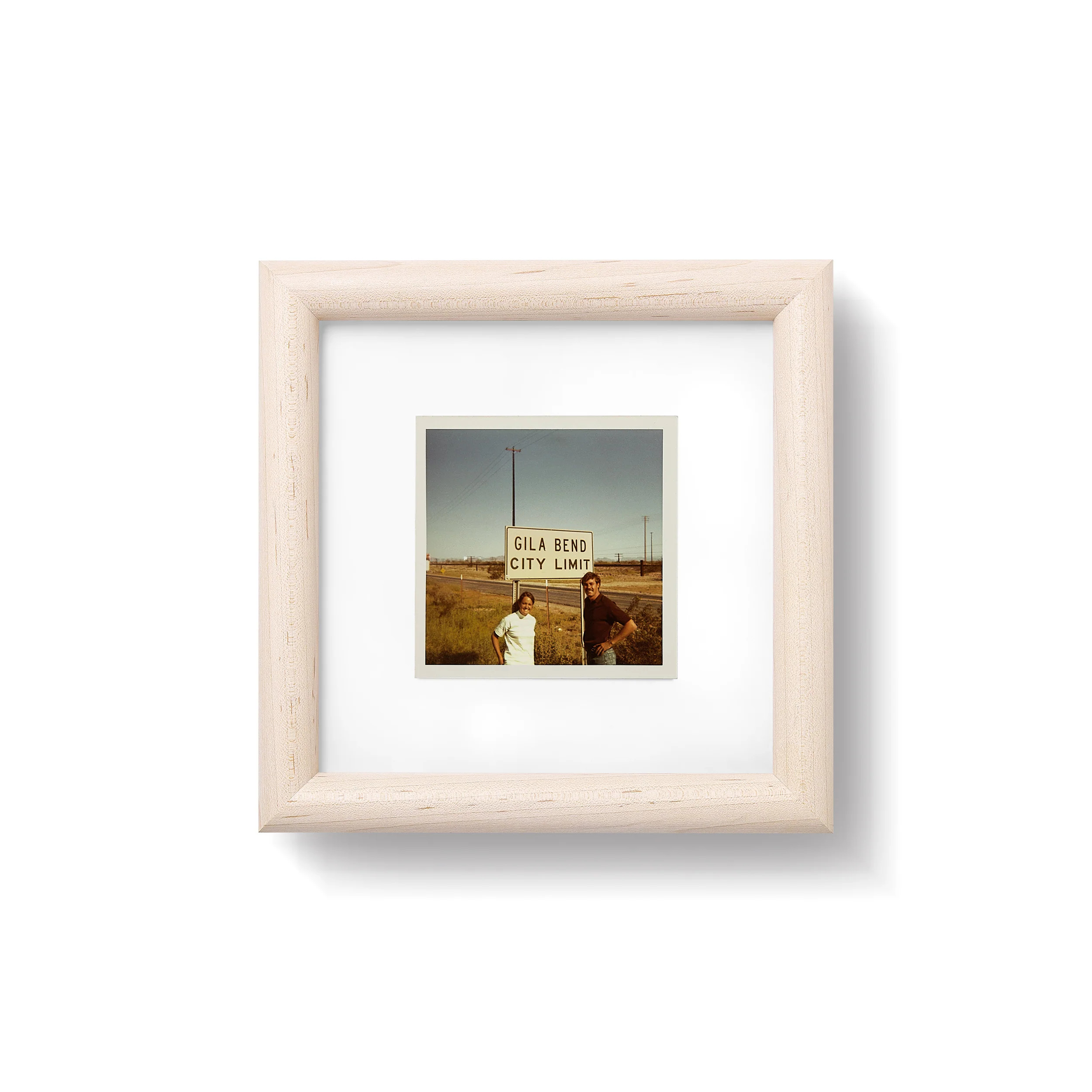 Bleached Maple Round | Framebridge