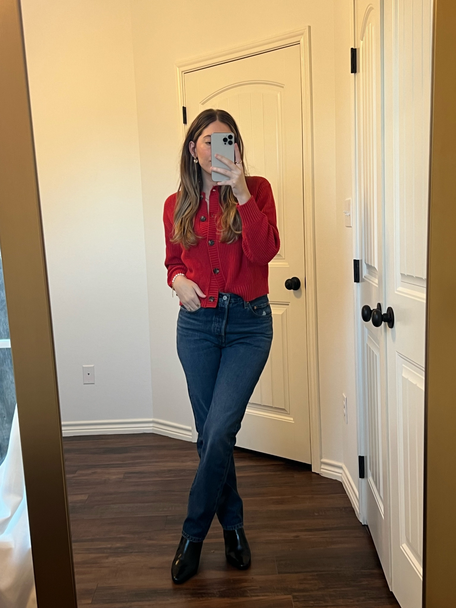 Levi’s in Sunday morning inspired by anyone but you 🤍

#LTKshoecrush #LTKstyletip #LTKMostLoved