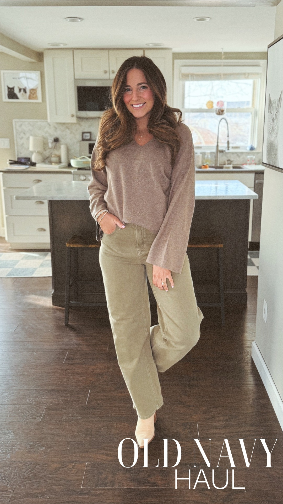 We love a good Old Navy haul! Quite a few of these pieces are on sale right now! And if you spend $100+, you get 20% off your order! 

Electric picks code - LAURENA20

Sizing info:
Size small in everything but the sweater pants (sized up to M and they were still too snug for me 🤪)
Green pants - sized up to a 4 and loved the fit!
Shoes are TTS 

#LTKFindsUnder100 #LTKWatchNow #LTKFindsUnder50