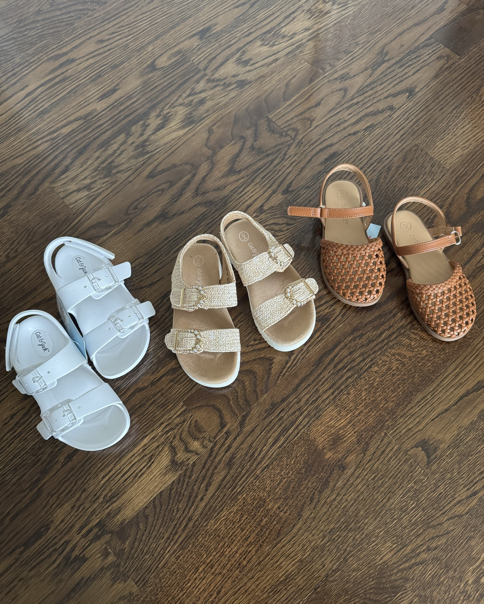 Toddler girl summer sandals

Target sandals for girls, white sandals, espadrilles, platform sandals, mommy and me outfits, beach outfits, vacation outfits 

#LTKKids #LTKBaby #LTKmomlife