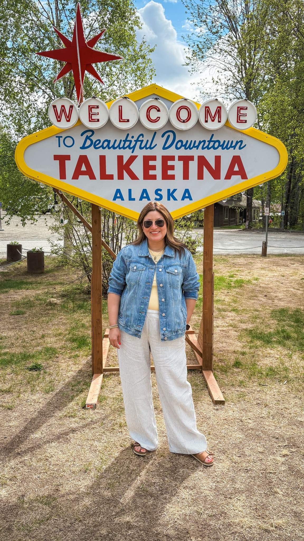 Today’s look:
J. Crew Factory denim jacket (XL)
Old Navy tank (XL)
GAP striped linen pants (L)
Big buckle Birkenstock Arizona 

#LTKSaleAlert #LTKMidsize #LTKOver40