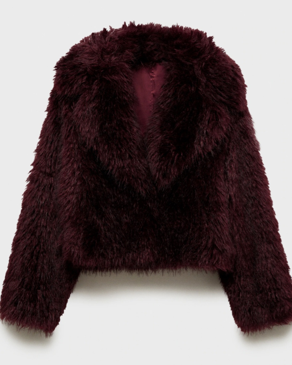 Fur-effect jacket with lapels

#LTKSaleAlert #LTKHoliday #LTKGiftGuide