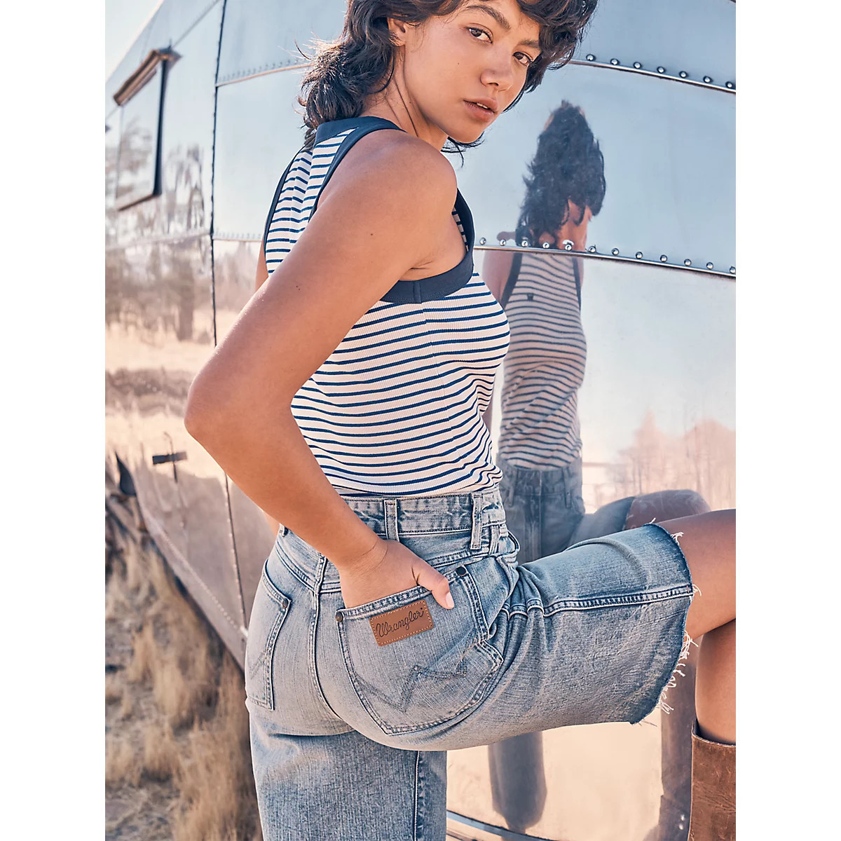 Women's Jort in Sand Surf | Wrangler