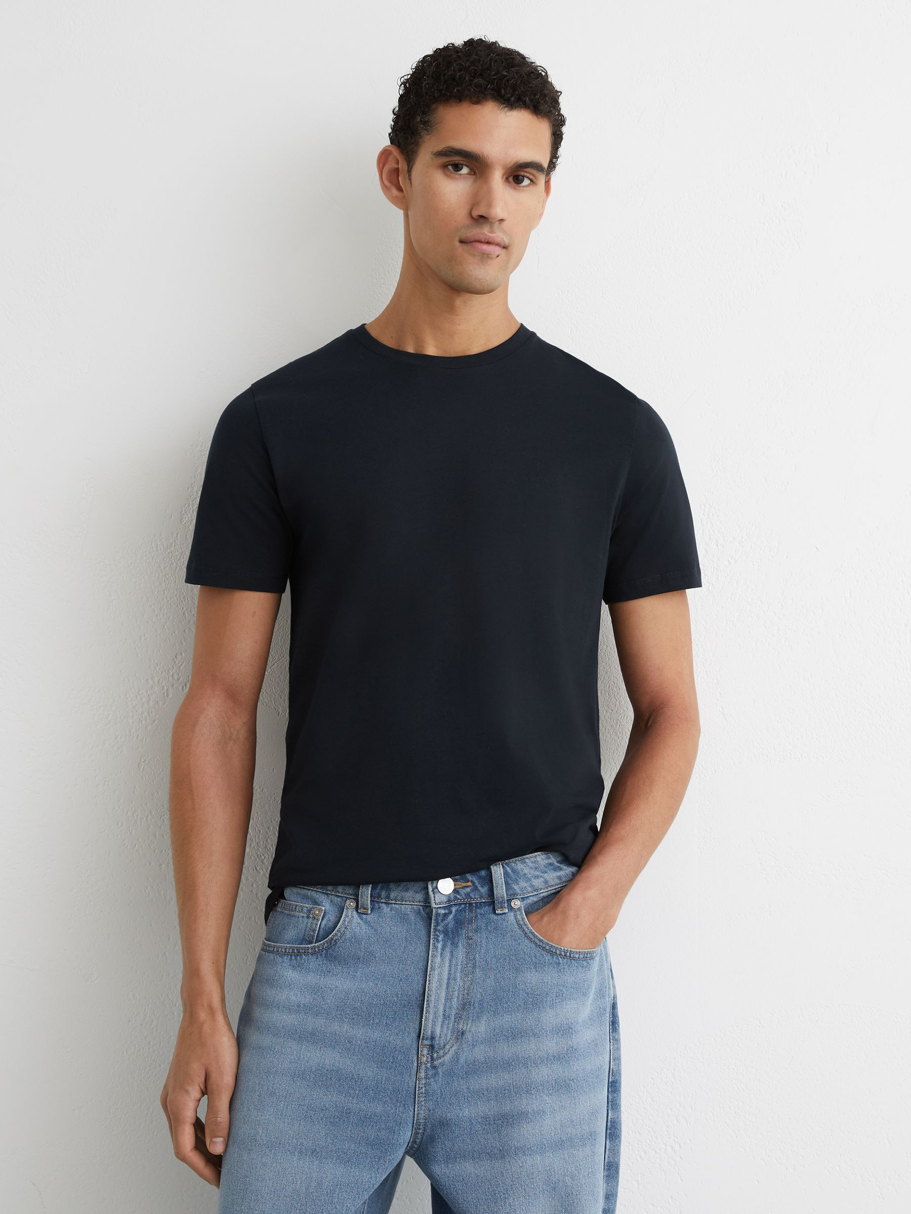 Cotton Crew Neck T-Shirt in Navy | Reiss US