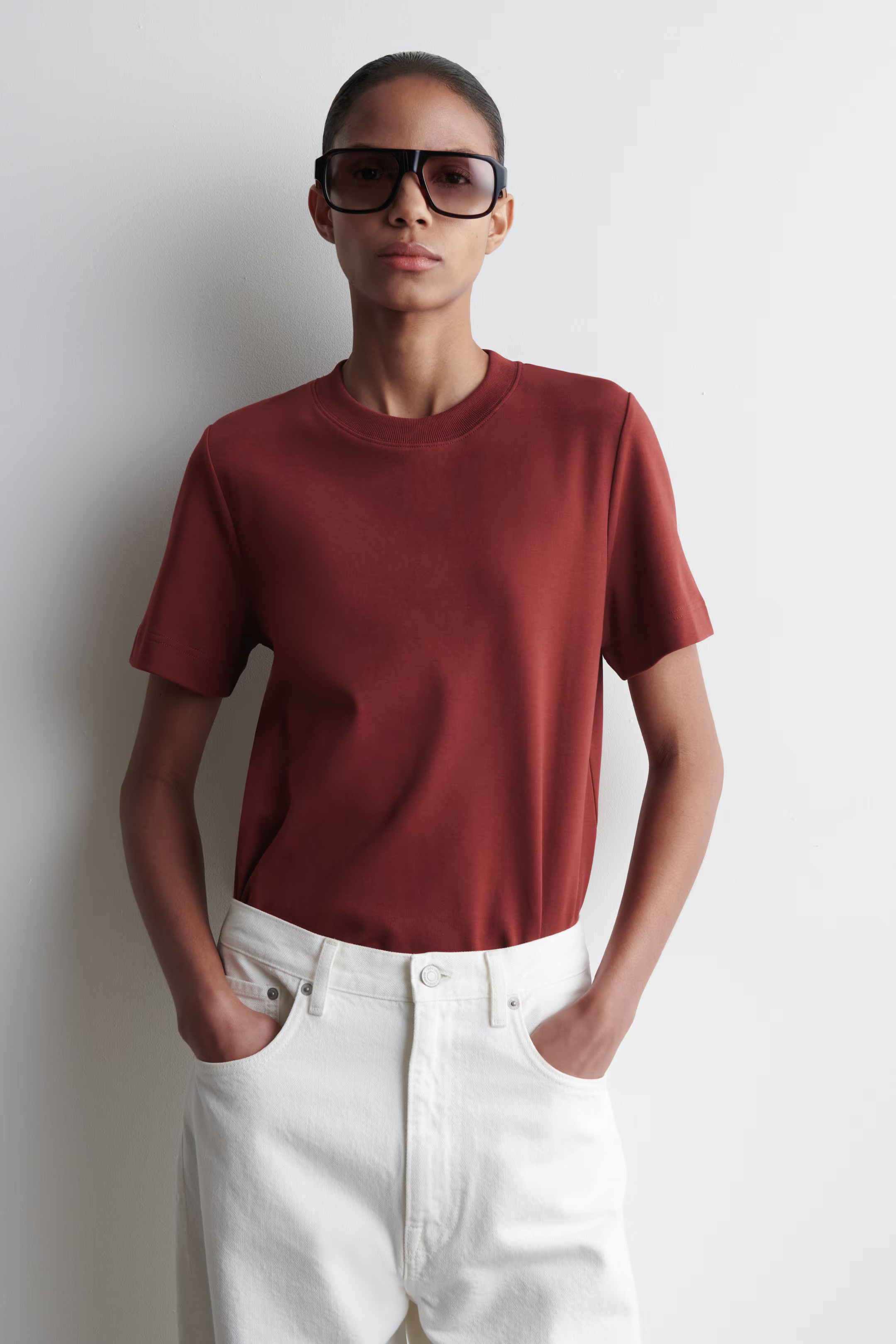 CLEAN CUT REGULAR T-SHIRT - DARK RED - DAMES | H&M NL | H&M (DE, AT, CH, NL, FI)