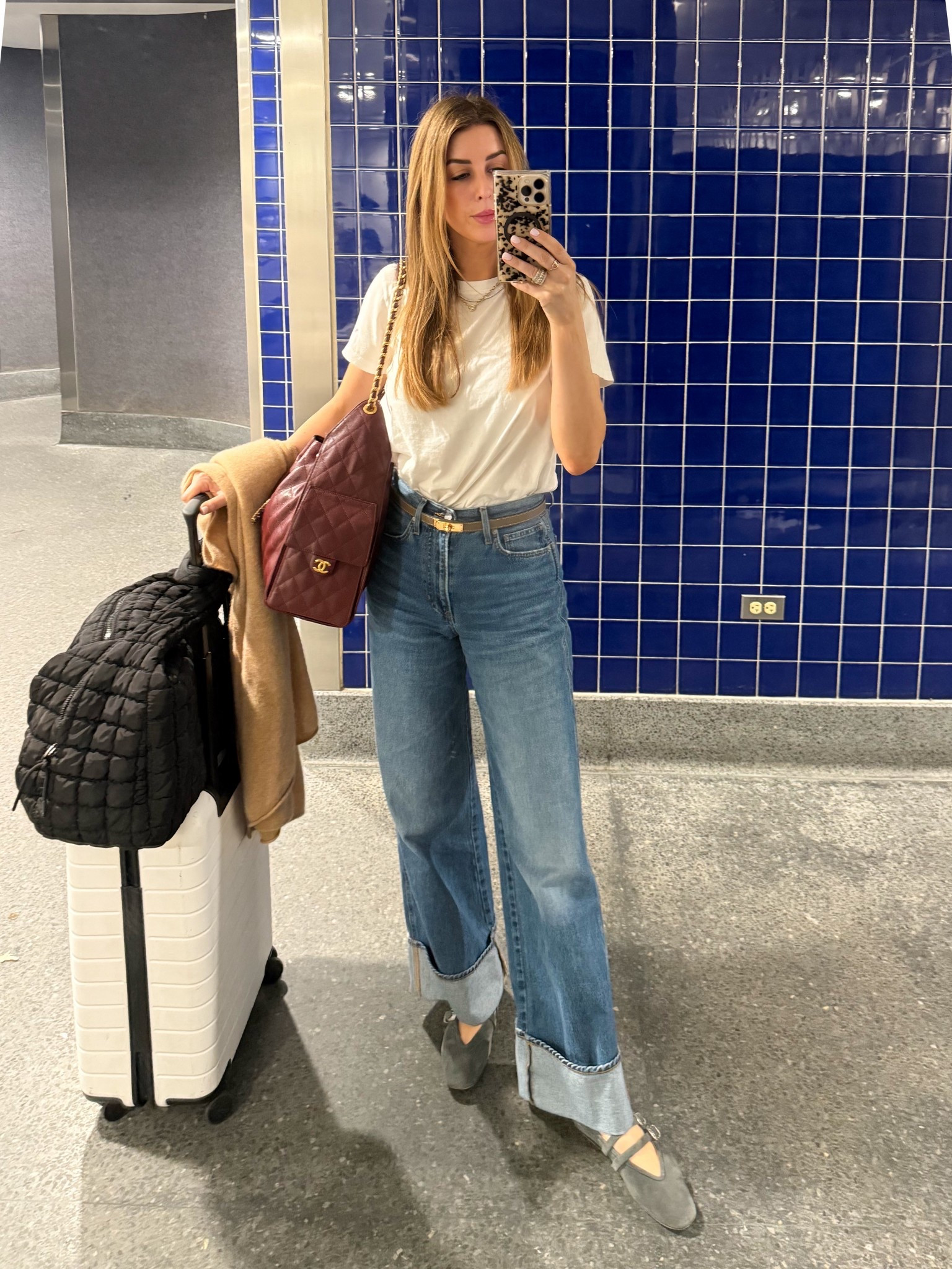 What I wore to the airport for for a flight to Aspen. 

#LTKTravel #LTKStyleTip #LTKOver40