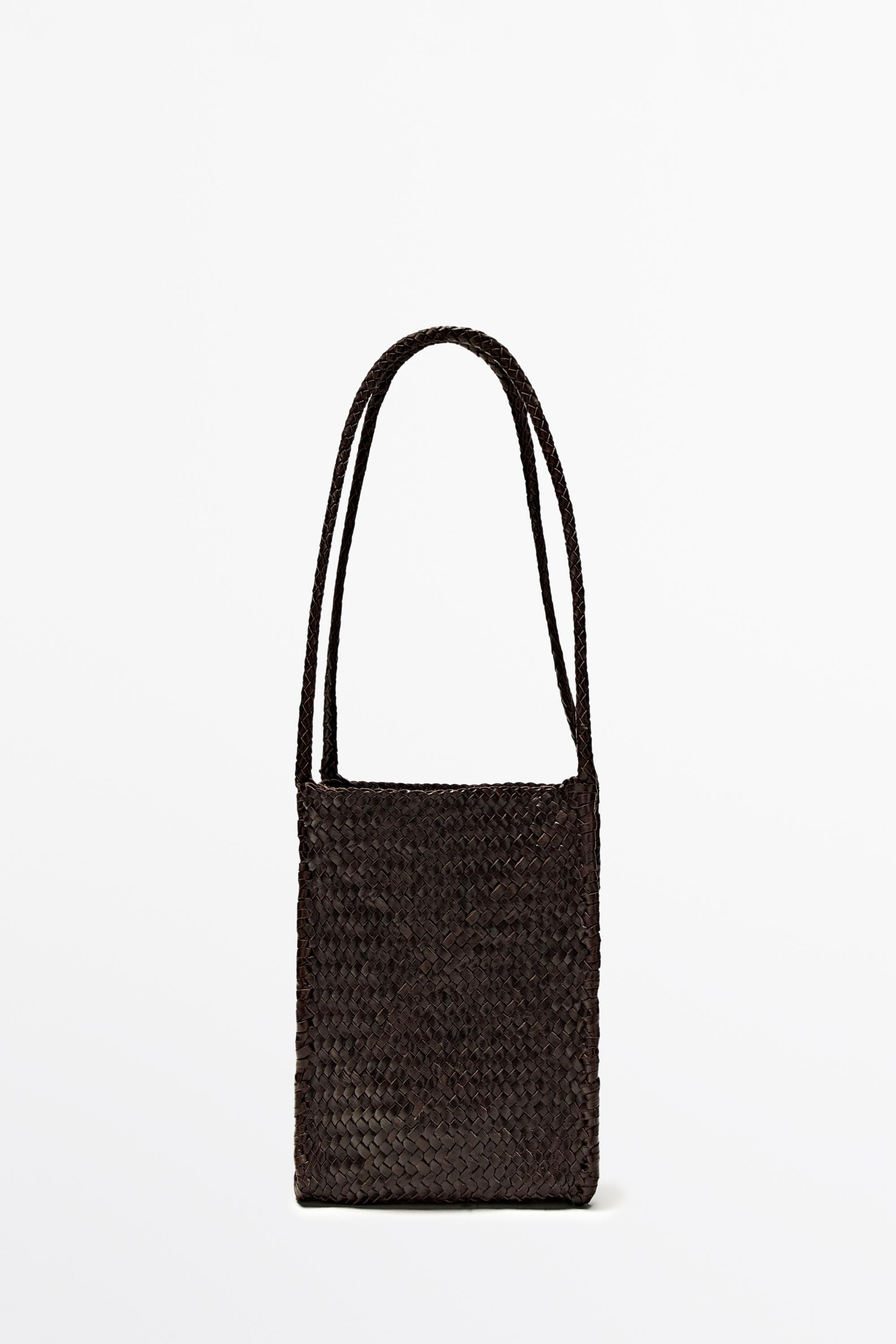 Nappa leather woven bucket bag | Massimo Dutti US