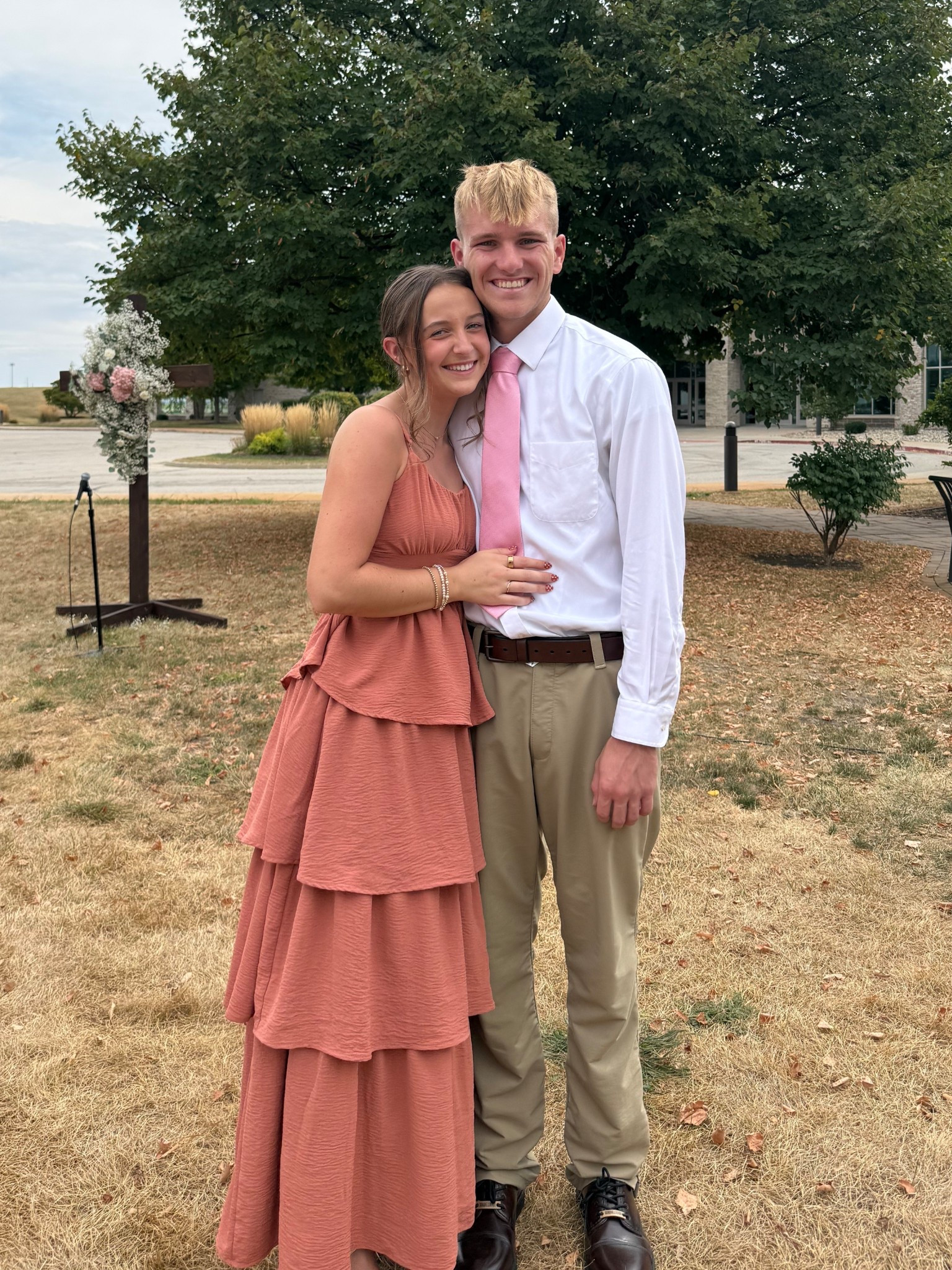 not an option to link but my dress is from dry goods & is available in some sizes online!