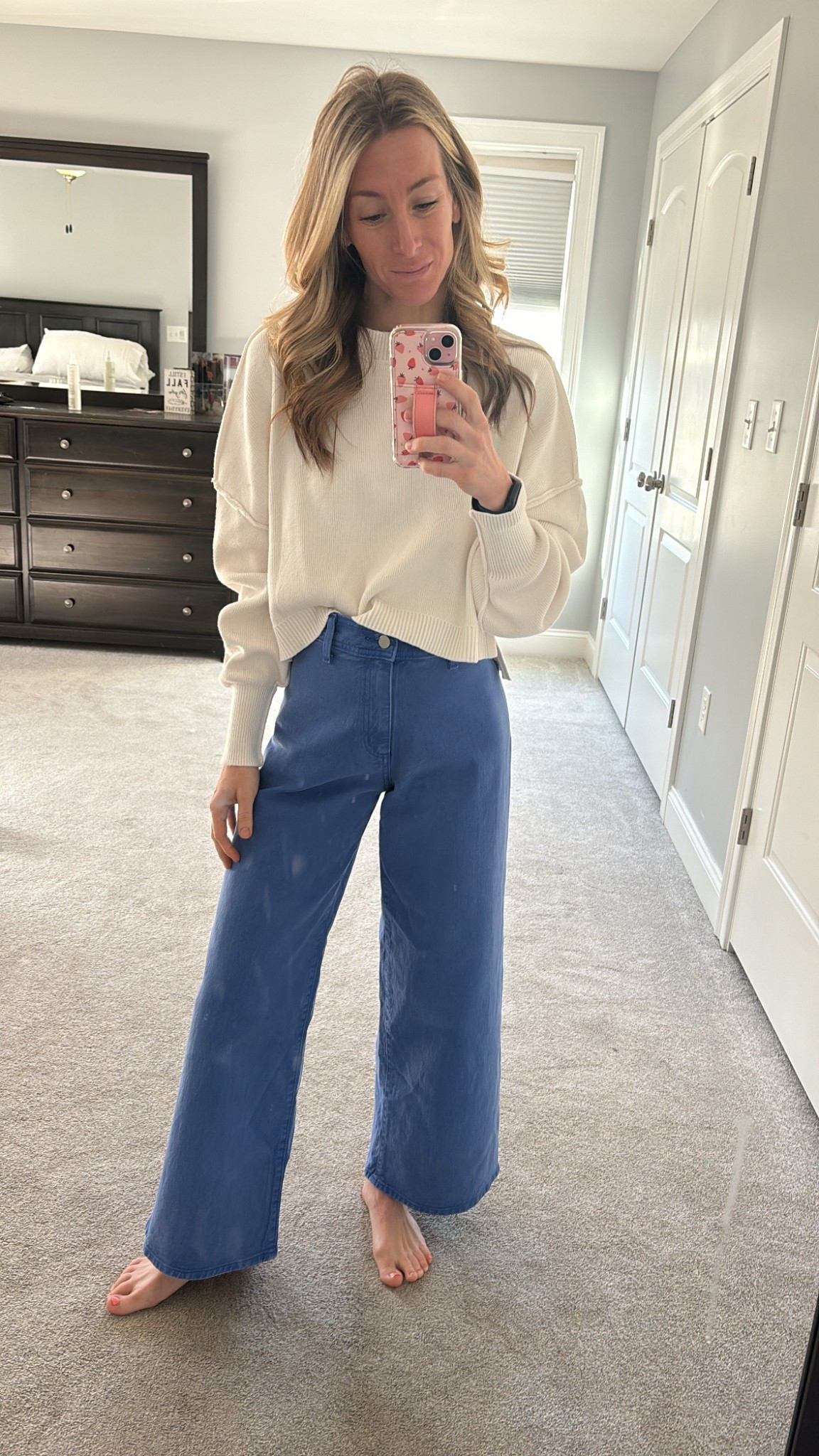 The comfiest wide leg jeans!!!!

#LTKFindsUnder50 #LTKSaleAlert