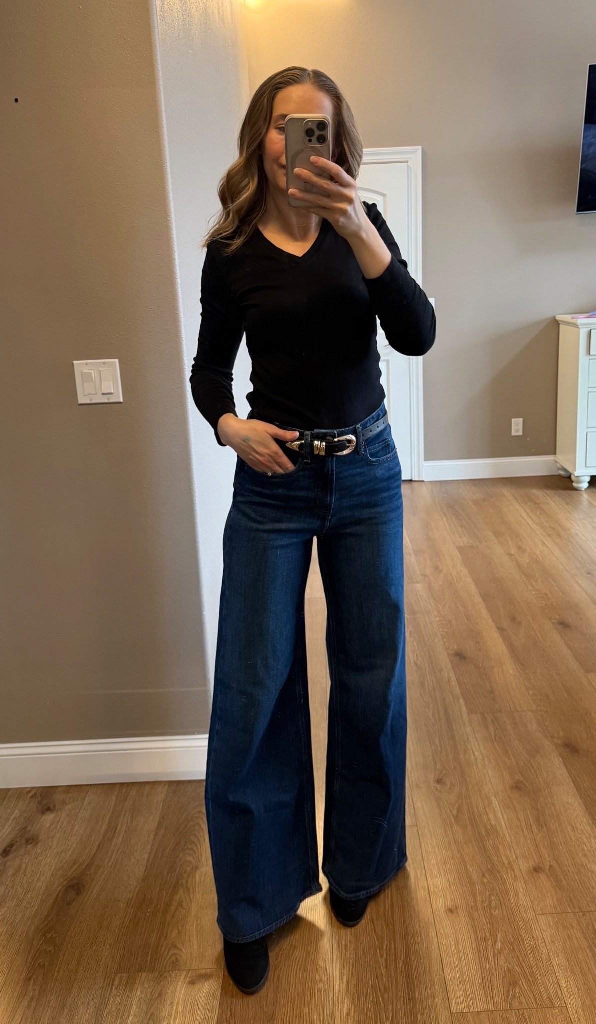 Jeans under $50. I’m 5’9” and wearing 4 tall. Love this fit. 

#jeans #jeanreview #jeantryon


#LTKootd #LTKTall #LTKSaleAlert