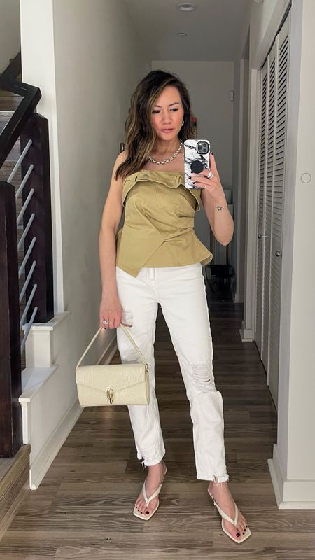 This top is so pretty! Love the draping details. Wearing a size XXS. I’d wear this for brunch, vacation, going out, and date night. 

Spring outfit, summer outfit, jeans, spring top, vacation outfit, date night outfit, spring top, Revolve, The Stylizt 




#LTKSeasonal #LTKfindsunder100 #LTKstyletip