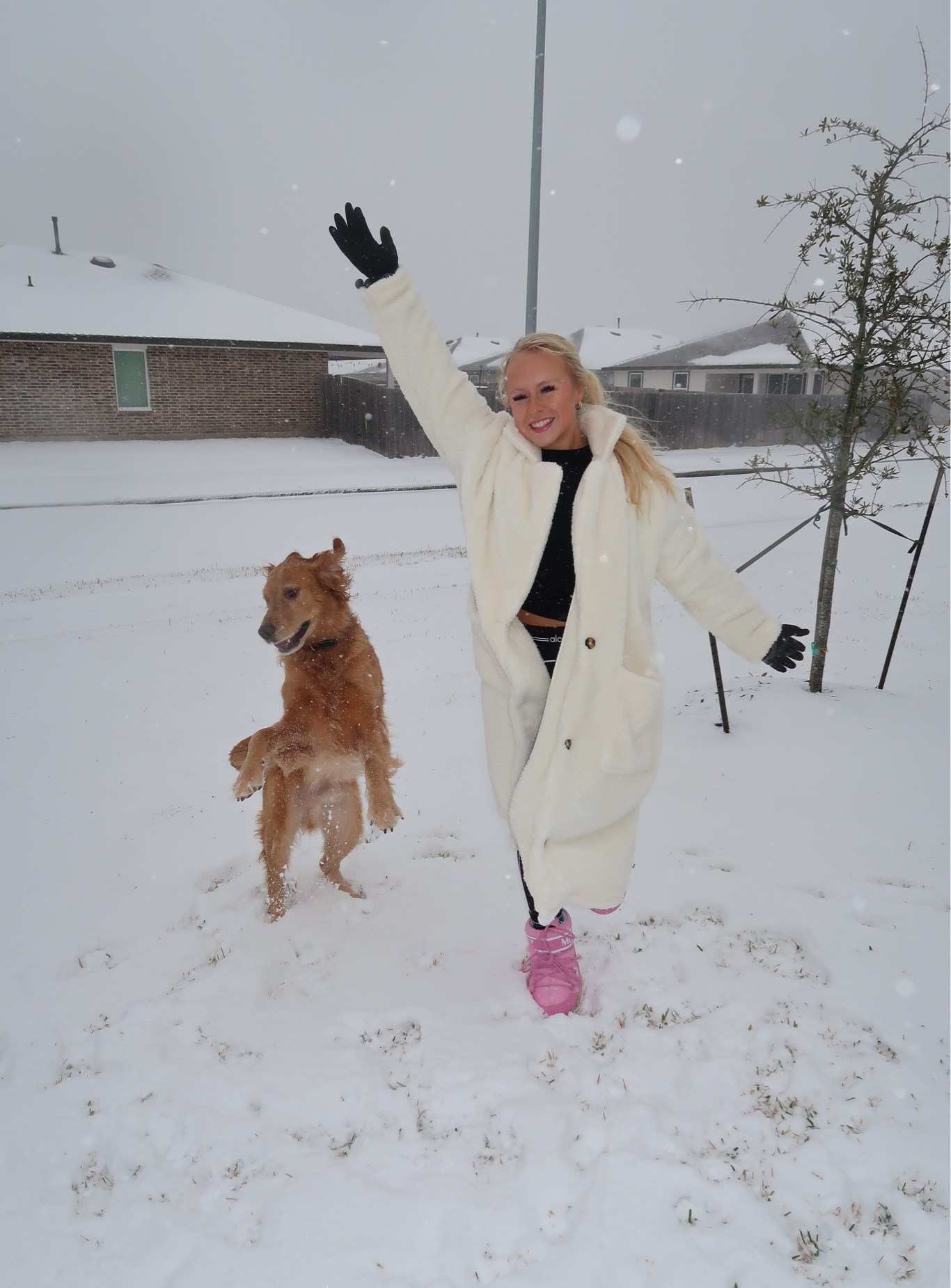 A Texas snow day!!!! ❄️🤍🌨️☃️

#LTKSeasonal