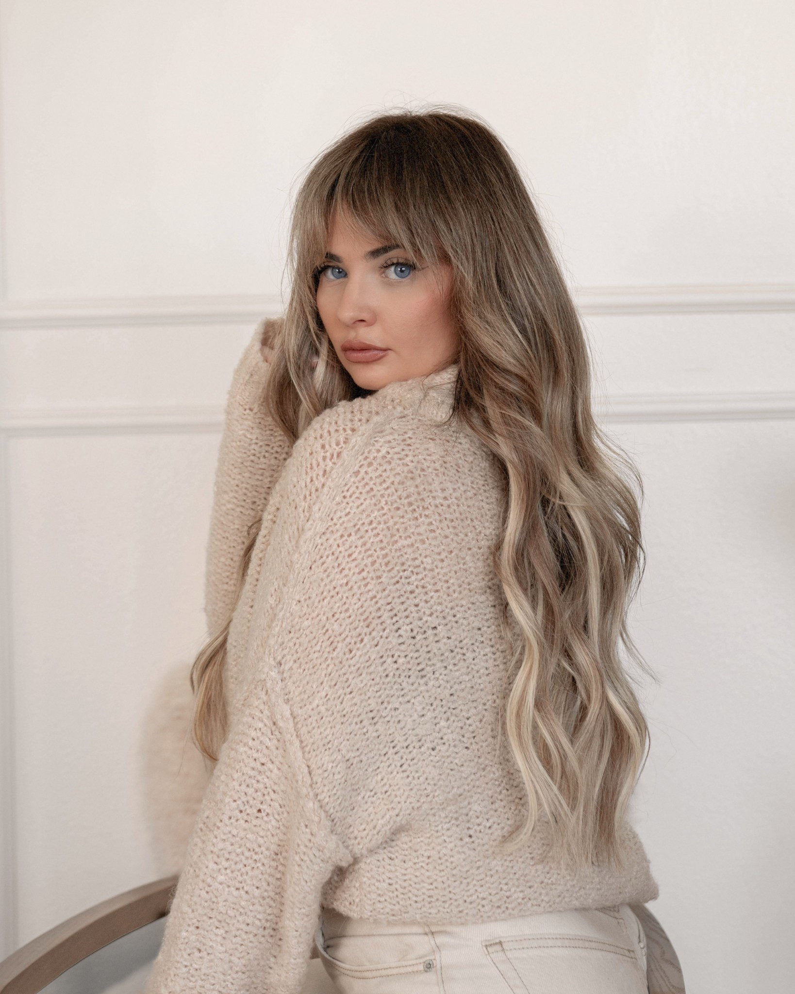 Currently obsessed with these hair must-haves 🤍 they’ve been on repeat in my routine lately—keeping my strands smooth, shiny, and healthy. Linking everything for you here🤎