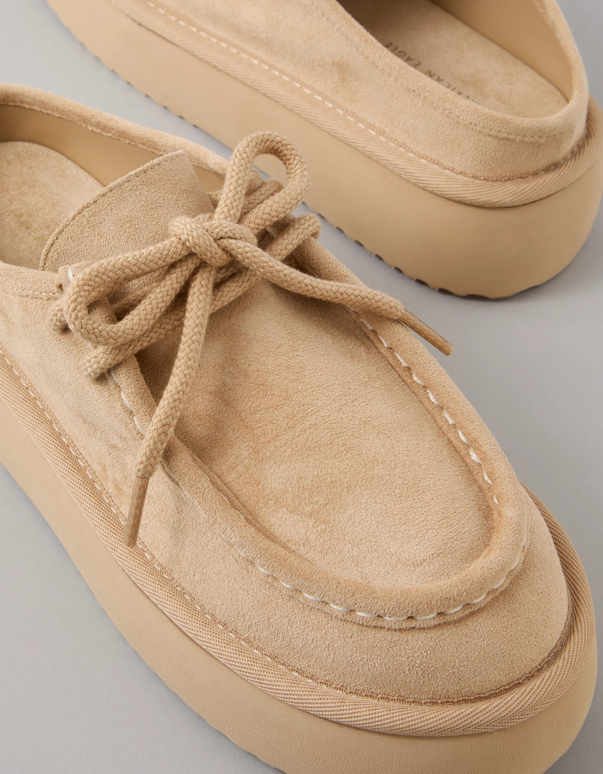 AE Hangout Clog | American Eagle Outfitters (US & CA)