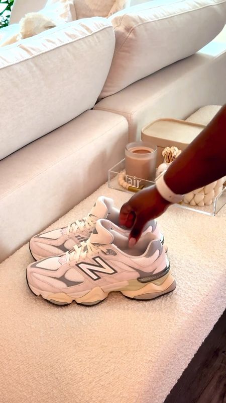 🔥Currently trending: New Balances👟

My absolute faves are 9060s and 327s!

spring trends, shoes, new balances, nordstrom, sneakers, spring shoes, summer vacation, outfit inspo, spring vacation, style guide

#LTKfindsunder100 #LTKshoecrush #LTKstyletip