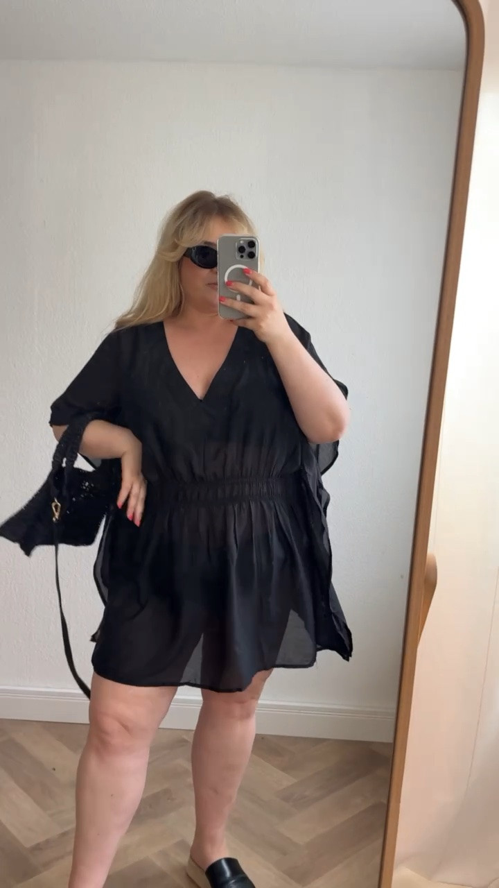 Strandoutfit 👙⛱️☀️

15 % sparen bei Bon Prix mit dem Code: bp15beauty
(Gültigkeit: 13.07. -einschl. 15.07.2026; 15% auf Alles; einmalig einlösbar pro Kundin; gilt in DE App & Webshop)

#plussizefashion #beach #kleid #curvy #summerdress

#LTKdeutschland #LTKplussize #LTKsummer