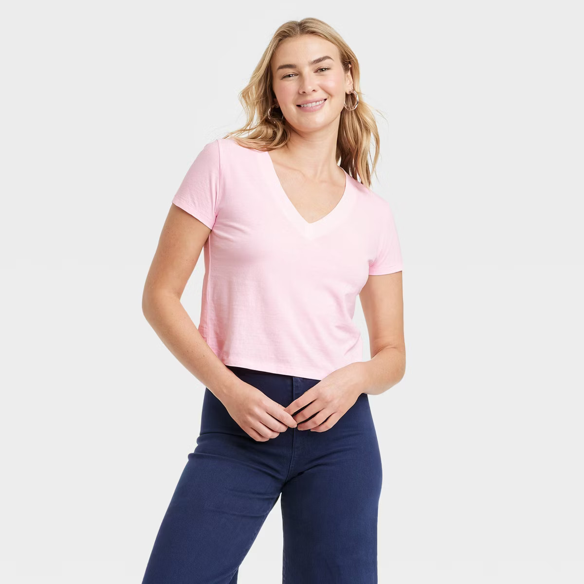 Women's Shrunken Short Sleeve V-Neck T-Shirt - Universal Thread™ | Target