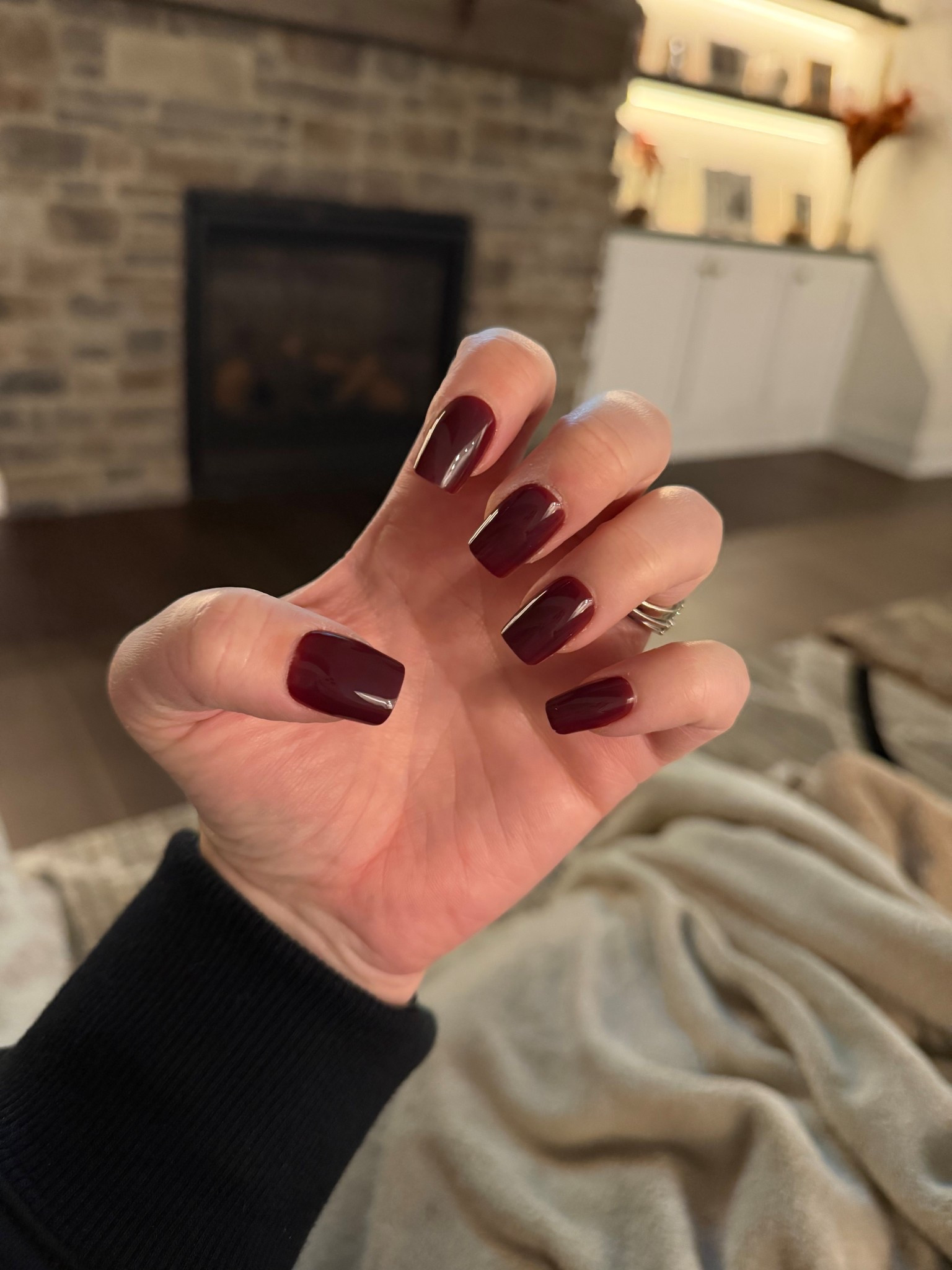 New nails 💅🏼 Cherry Mocha 🍒🍫 

#LTKSeasonal #LTKBeauty