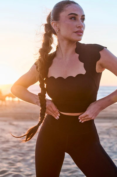 WISKII Rise Above Scallop Bra | WISKIIACTIVE