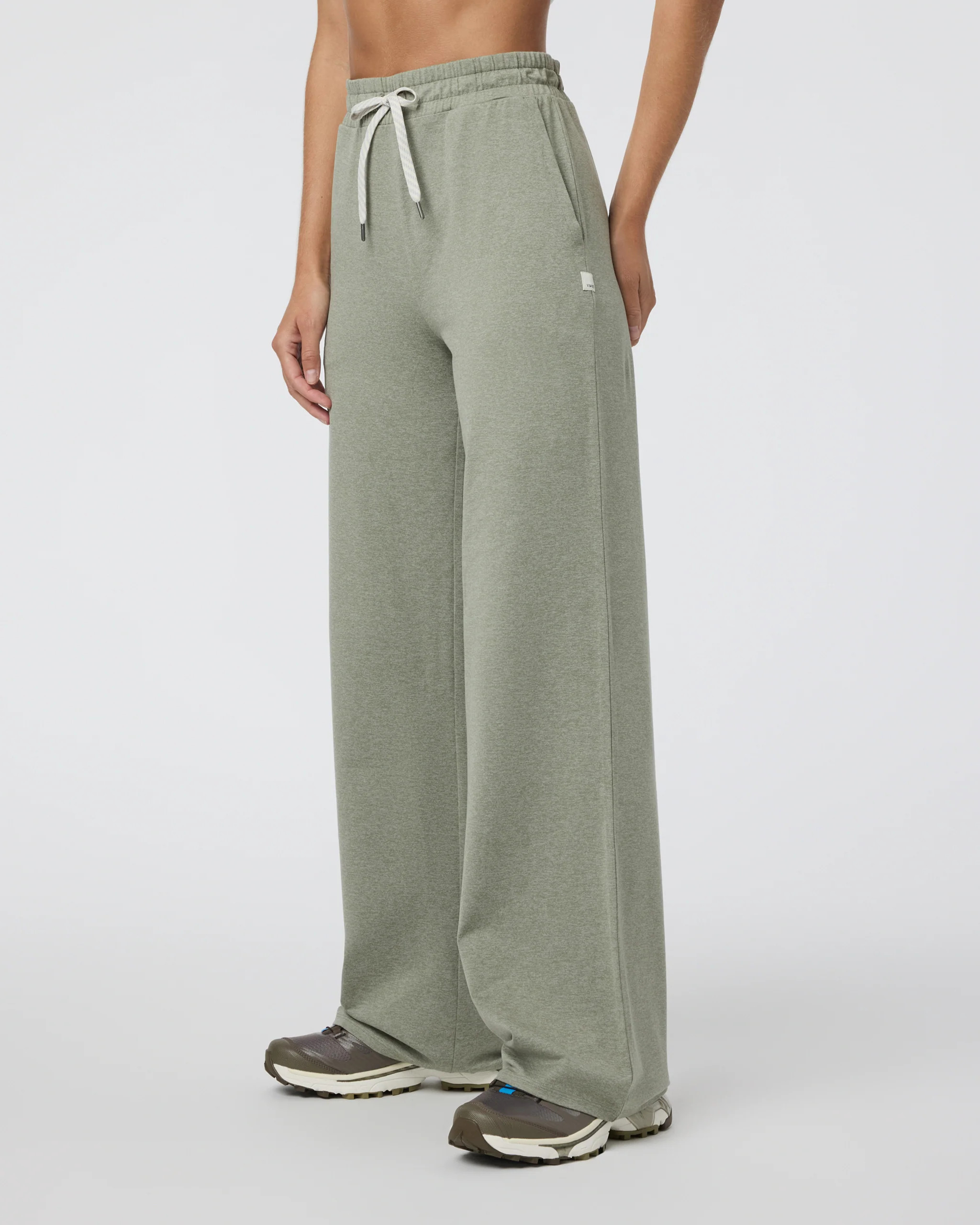 Halo Essential Wideleg | Black Heather Pants | Vuori | Vuori Clothing (US & Canada)