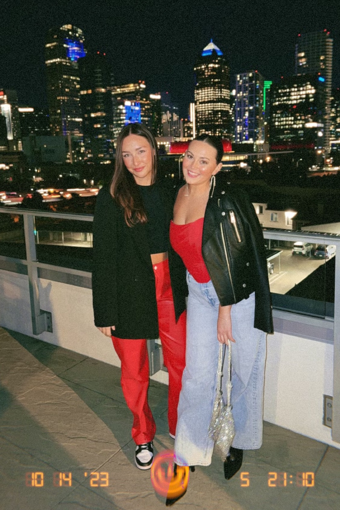 Red and silver >>>>  outfit for a friend’s bday party!