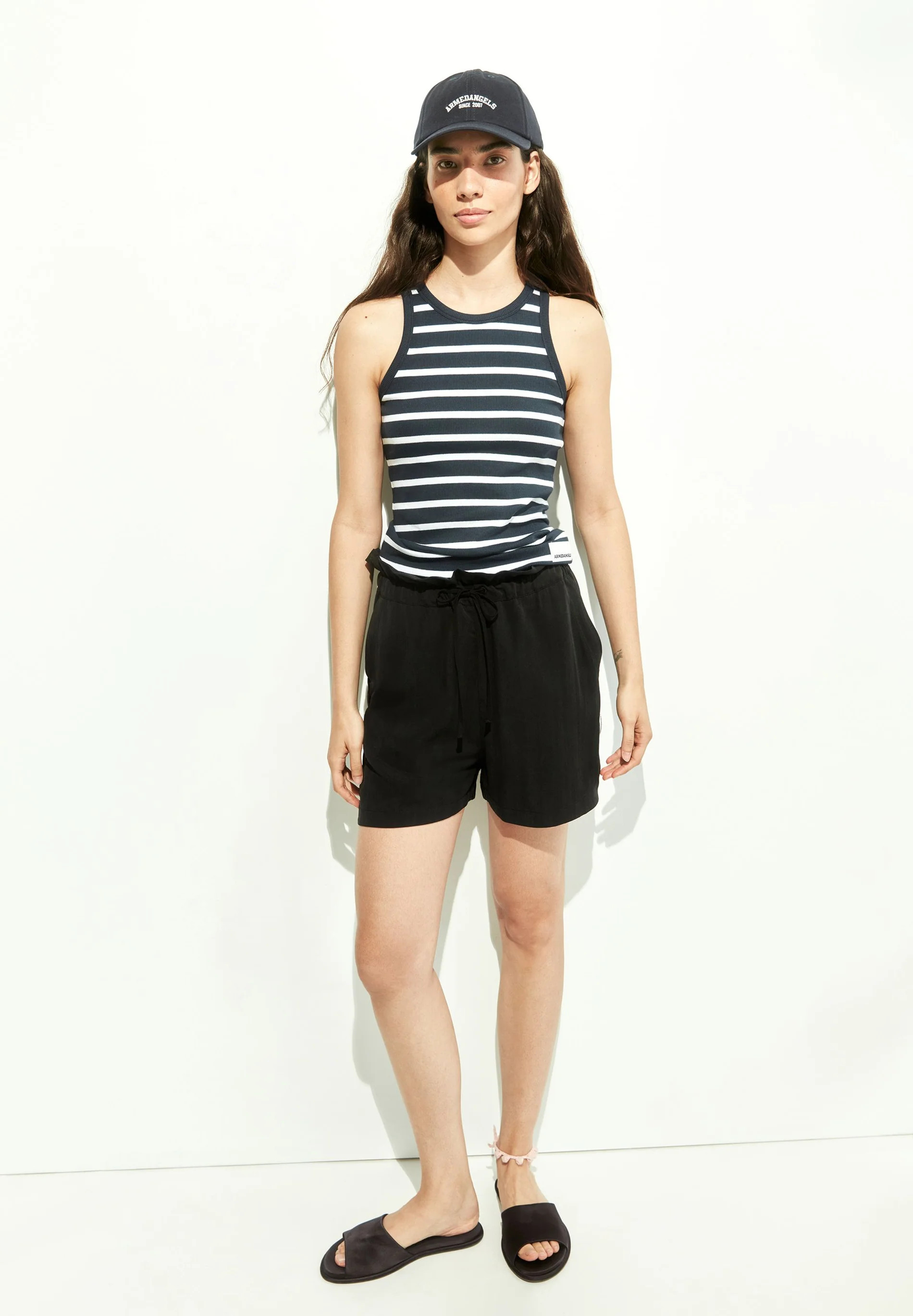 "VAANNA LINO Shorts aus Leinen-Mix" | ArmedAngels (DE)