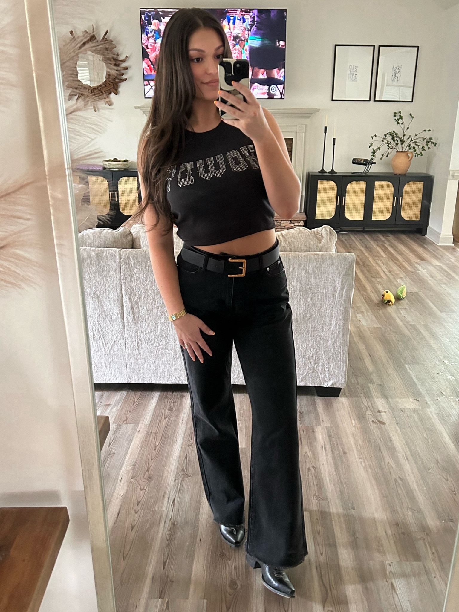 Urban Outfitters Cowboy top, Princess Polly jeans/belt and Idyllwind boots! 

#LTKGiftGuide #LTKU