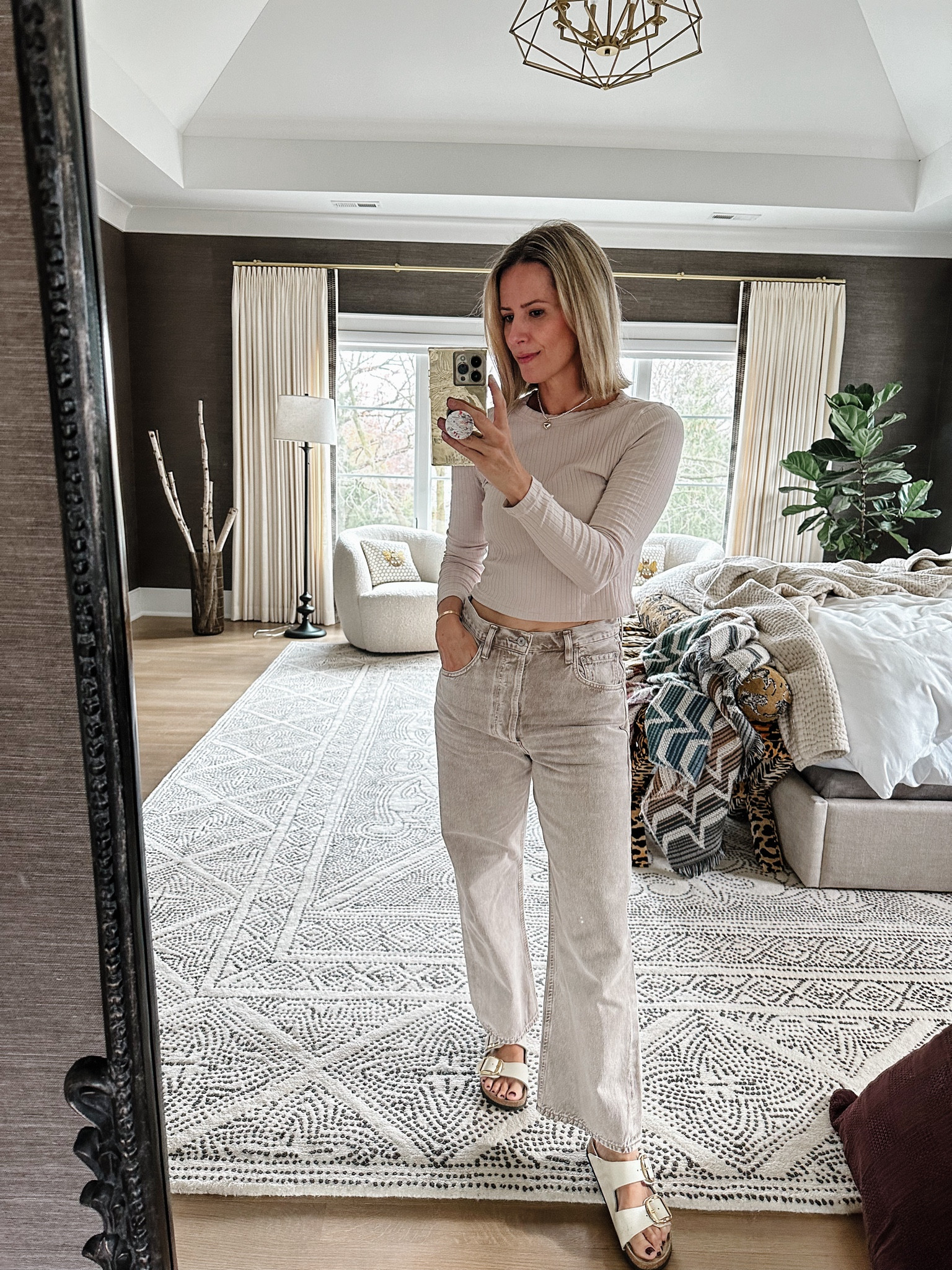 Monochromatic fit 🤍

#LTKSeasonal #LTKHoliday #LTKOver40