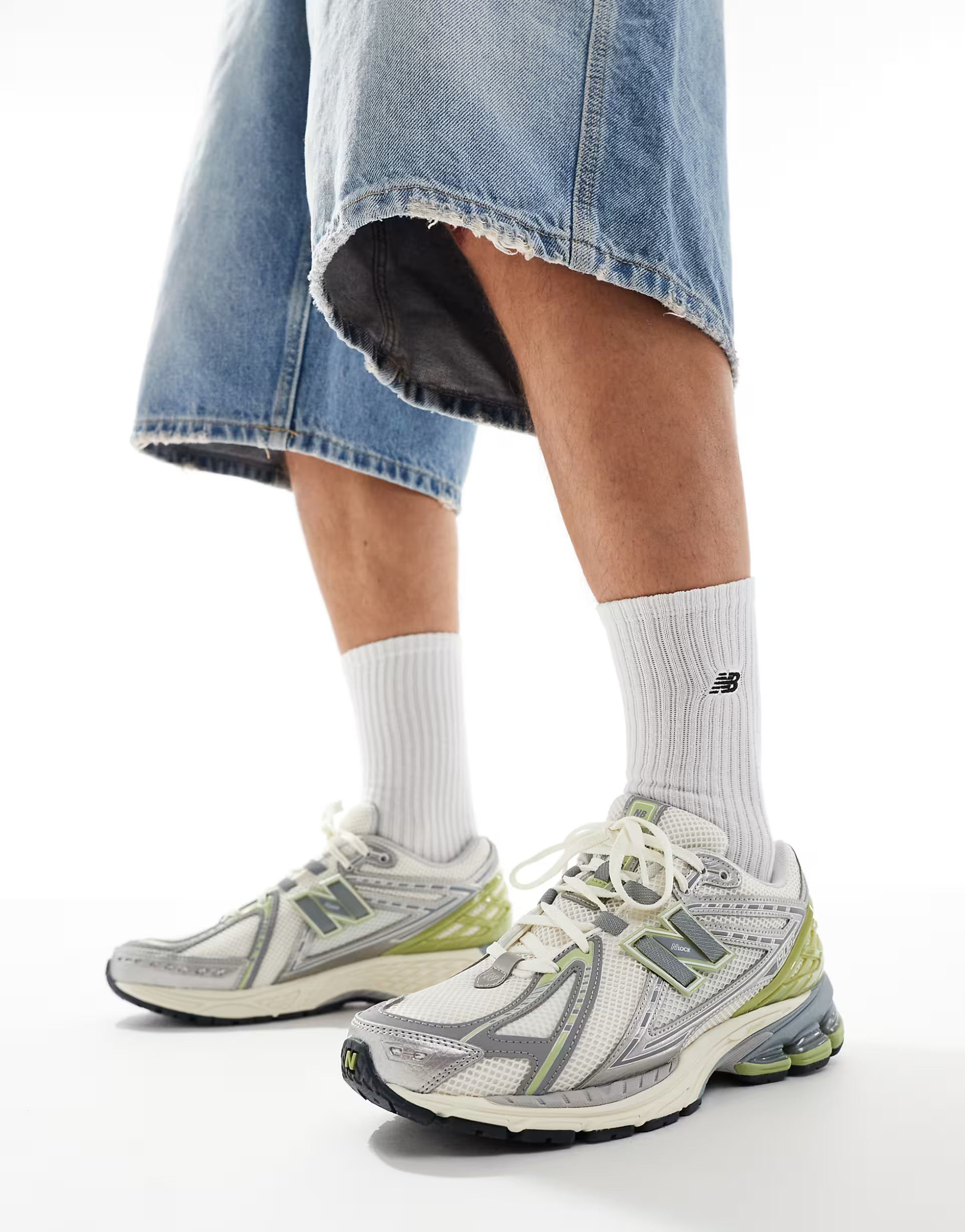 New Balance 1906 sneakers in white with silver and lime details | ASOS (Global)