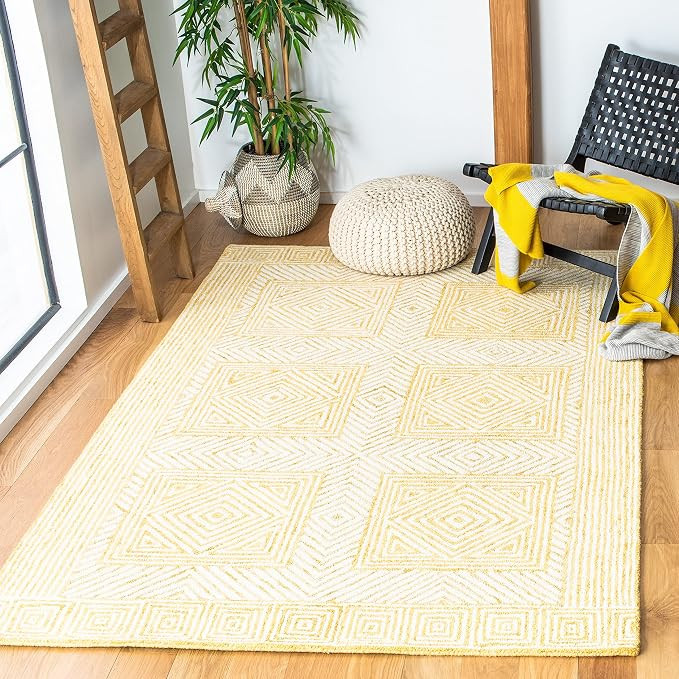 SAFAVIEH Roslyn Collection Area Rug - 5' x 8', Yellow & Ivory, Handmade Wool, Ideal for High Traf... | Amazon (US)
