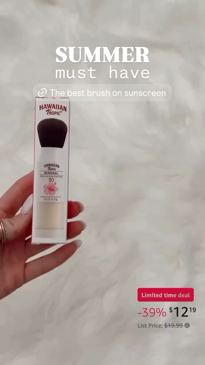 SUMMER must have brush on sunscreen! I love that I can keep this in my bag without worrying about it making a mess🤍

#LTKBeauty #LTKTravel #LTKKids