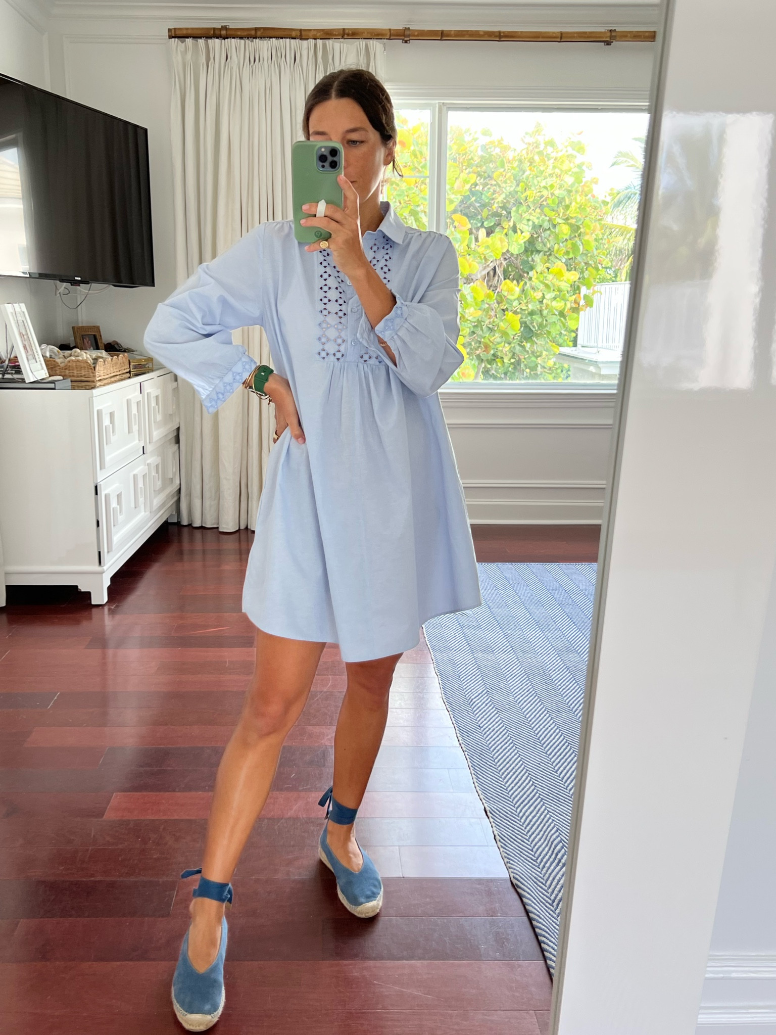 Dress is old Zara but linked some cute similar ones 