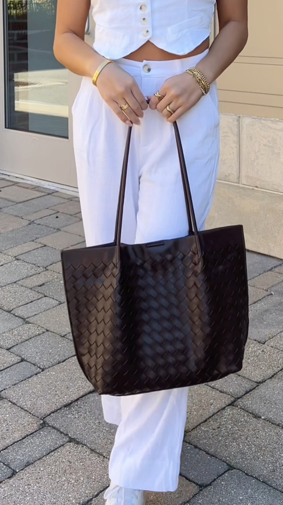 Your sign to get the Melie Bianca bag you’ve been eyeing! This is the Victoria bag in espresso and I am obsessed!! 

#LTKVideo #LTKStyleTip