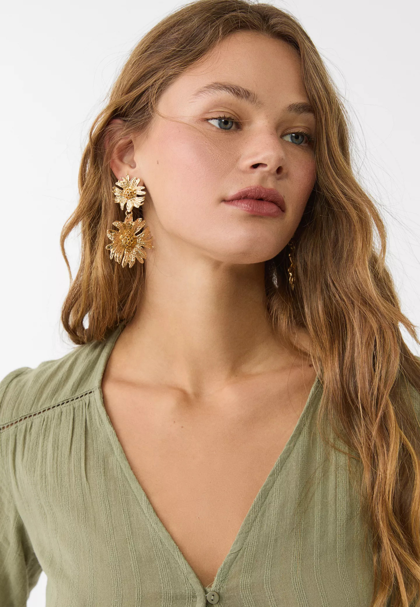 Sunflower earrings | Stradivarius (UK)
