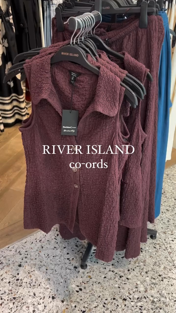 River island, co-ord, fashion, ootd, highstreet fashion, new, autumn fashion, burgundy 

#LTKautumn #LTKstyletip #LTKuk
